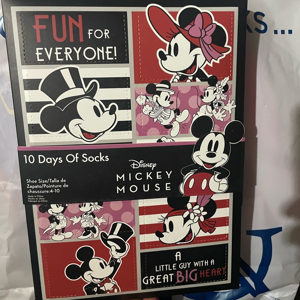 Mickey Mouse disney countdown socks